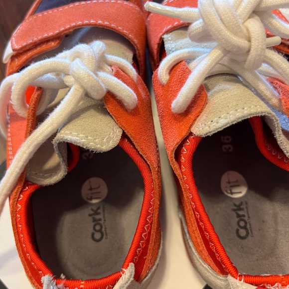 Stylish multicolored suede sneaker - Picture 5 of 8